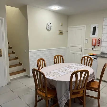 - 2 Bedroom Large Duplex With Double Terrace Appartement