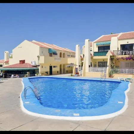 Apartamento - 2 Bedroom Large Duplex With Double Terrace Costa Adeje (Tenerife)